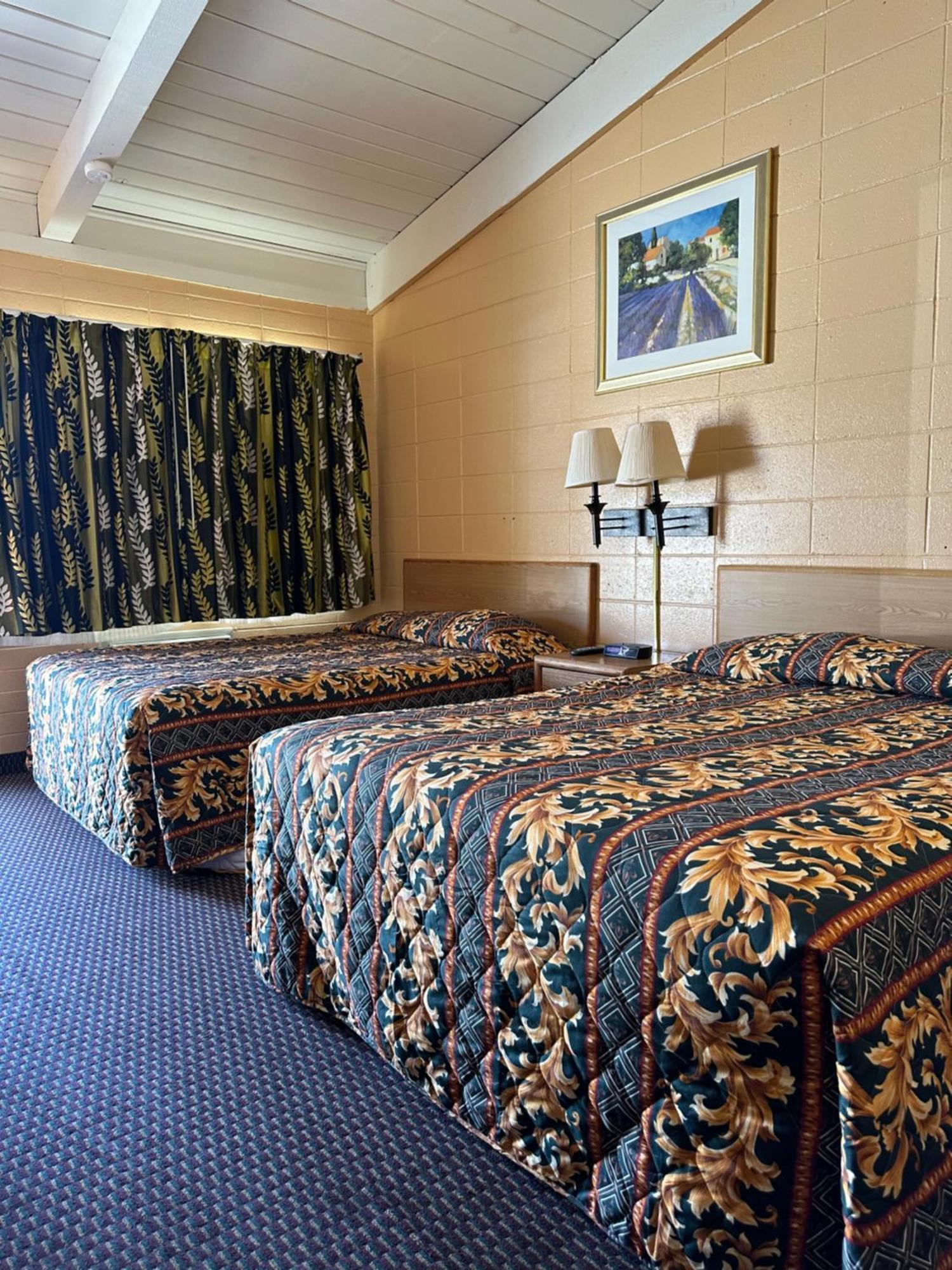 Fireside Inn Кинг-Сити Экстерьер фото